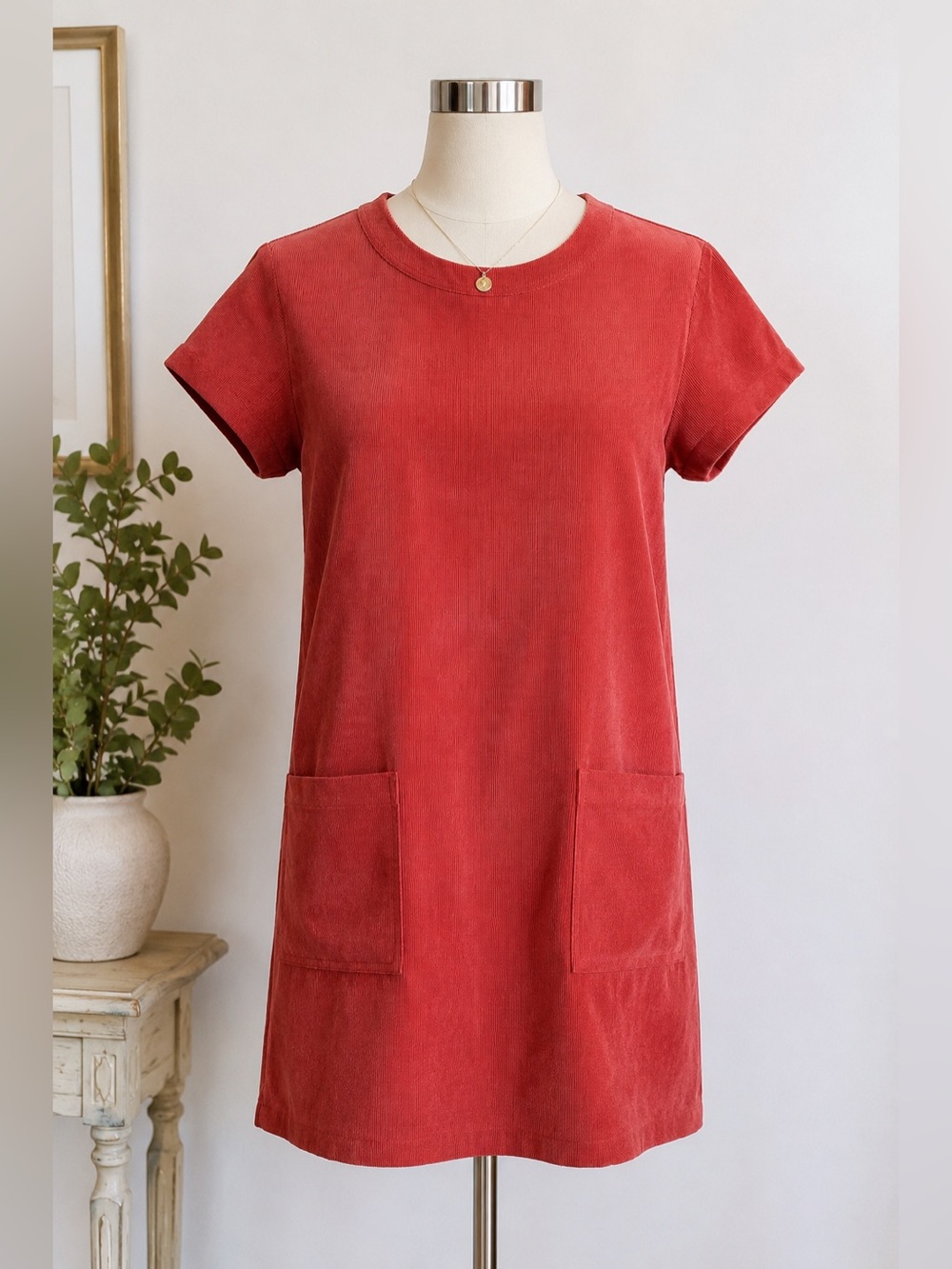 VICI Coral SIZE SMALL, Corduroy Shift Dress Short Sleeve Pocket Mini Dress